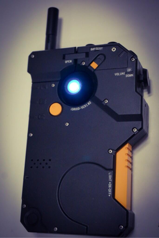 Illustration for article titled Metal Gear Solid iDroid iPhone Case